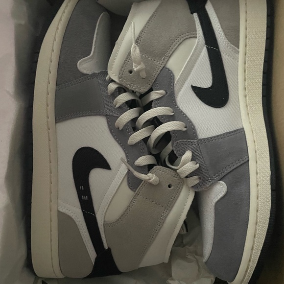 Jordan's - Picture 1 of 1